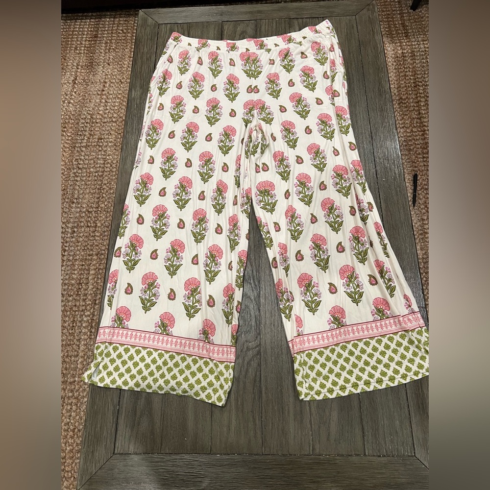 Soma Pink and Green Floral Wide-Leg Capri  Cool Nights Pajamas